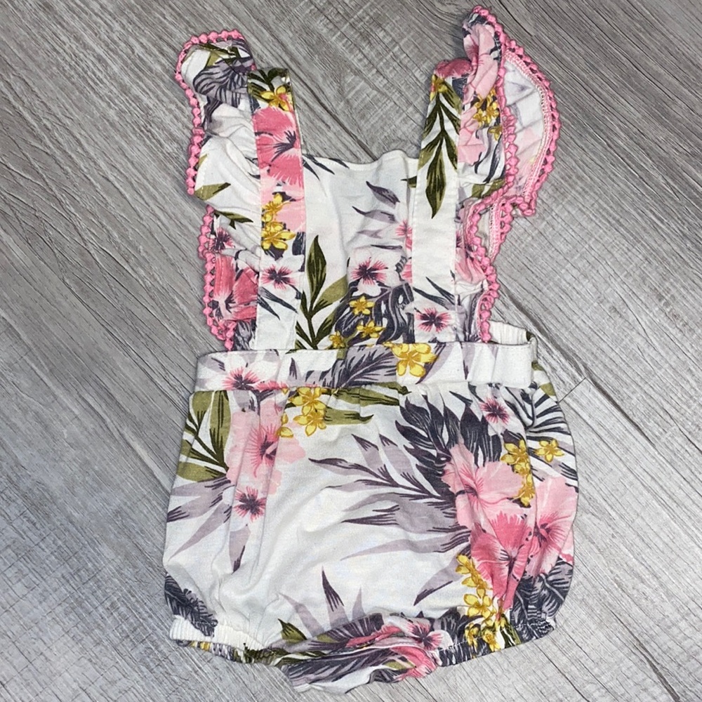 Baby clothes